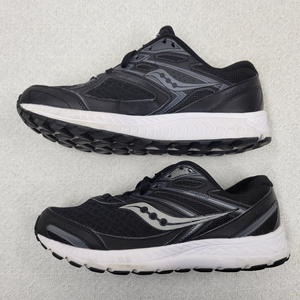 Almost NWOT Women's Saucony Cohesion 13 Running Shoes